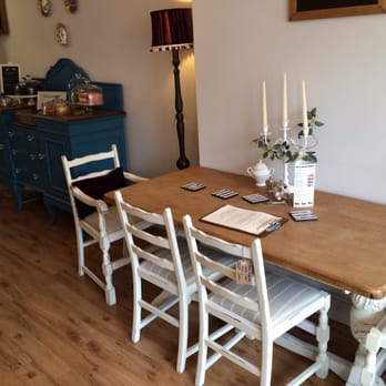Le Petit Café - Inside view - French Near Me - Bewdley, WOR Le Petit Café - Inside view - French Near Me - Bewdley, WOR