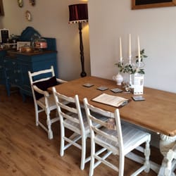 Le Petit Café - Inside view