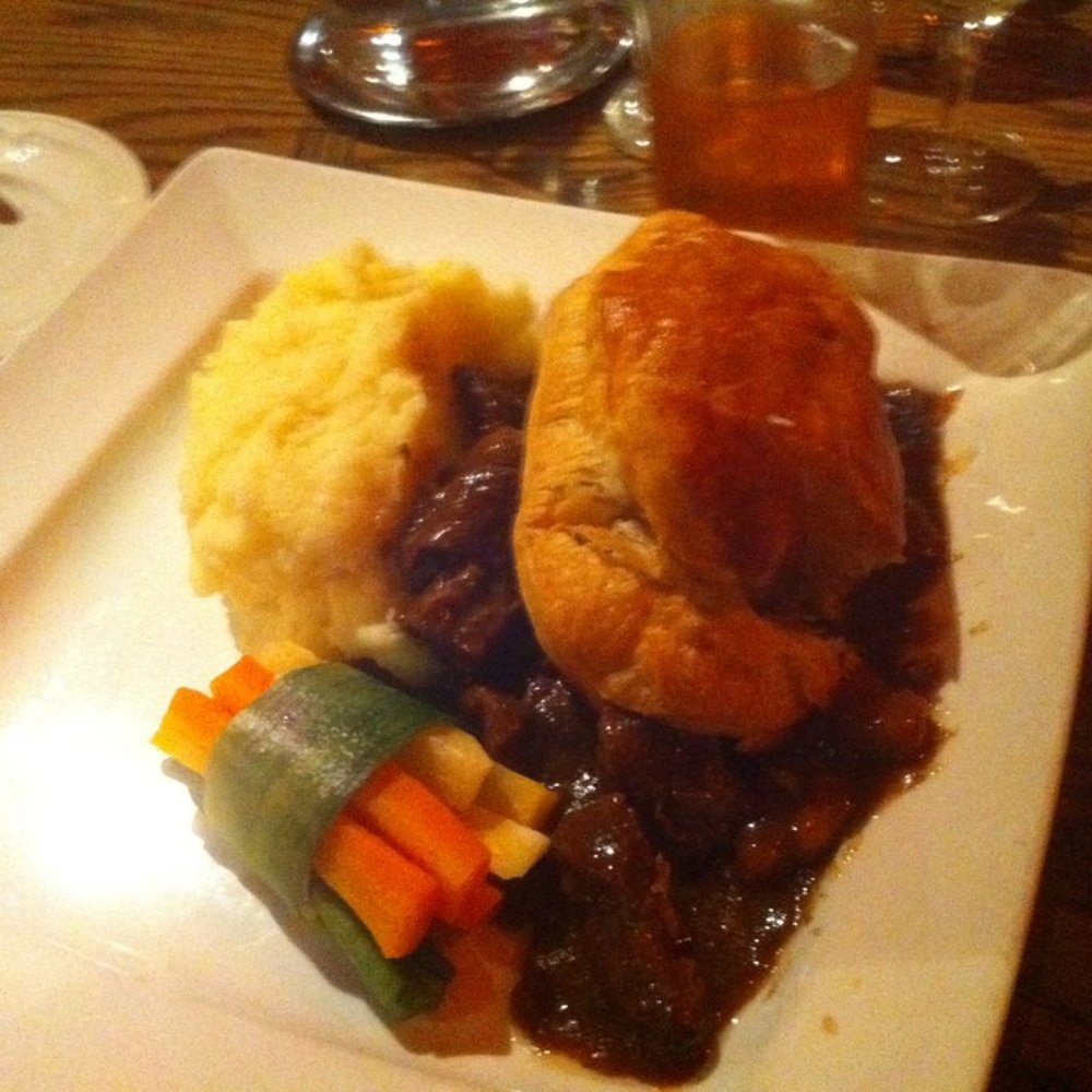 Cawdor Tavern - Scottish Prime Steak Pie - British Near Me - Nairn, HLD