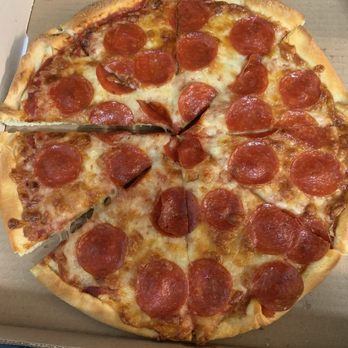 Casa Pizza Restaurant - Pepperoni pizza. - Italian Near Me - El Paso, Texas Casa Pizza Restaurant - Pepperoni pizza. - Italian Near Me - El Paso, Texas