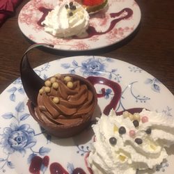 Helena Chocolates - Cakes and chocolate cup