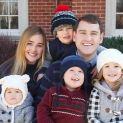 Canyon Crest Dental - Dr. Grant with his family.