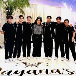 Dayana's Sweet sixteen and her court after surprise dance.