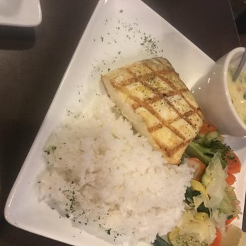 Mike's Grillhouse - Halibut, cooked to perfection - American Near Me - Modesto, California