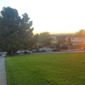 Everett Park - Parks Near Me - Los Angeles, California
