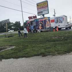 Ludy’s Tex-Mex - The front of the food truck