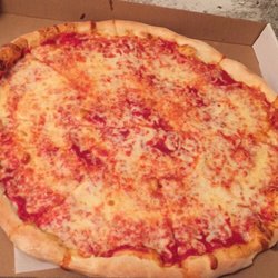 Franico's Pizzeria - Plain pie