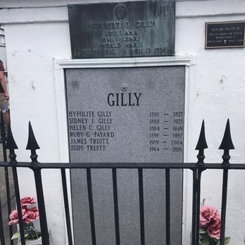 Two Chicks Walking Tours - Walking Tours Near Me - New Orleans, Louisiana