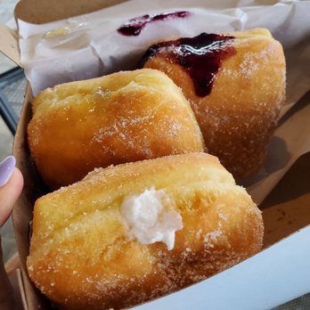 Tex Drive In - Malasadas: apple, blueberry, haupia - Fast Food Near Me - Honokaa, Hawaii