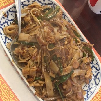 Saing Thai Cuisine - Beef Pad Kee Mao - Thai Near Me - Tucson, Arizona Saing Thai Cuisine - Beef Pad Kee Mao - Thai Near Me - Tucson, Arizona