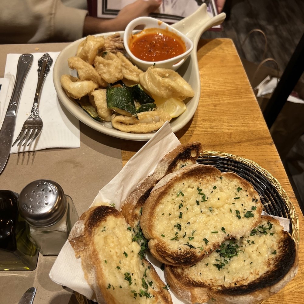 Giovanni's Brooklyn Eats - Fried Calamari & Zucchini and Gio's Garlic Bread - Italian Near Me - Brooklyn, New York Giovanni's Brooklyn Eats - Fried Calamari & Zucchini and Gio's Garlic Bread - Italian Near Me - Brooklyn, New York