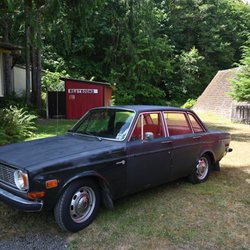 North Fork Survivors - Replica of car that was melted and covered in ash from the eruption.