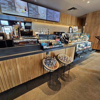 Starbucks - Coffee & Tea Near Me - Manor, Texas