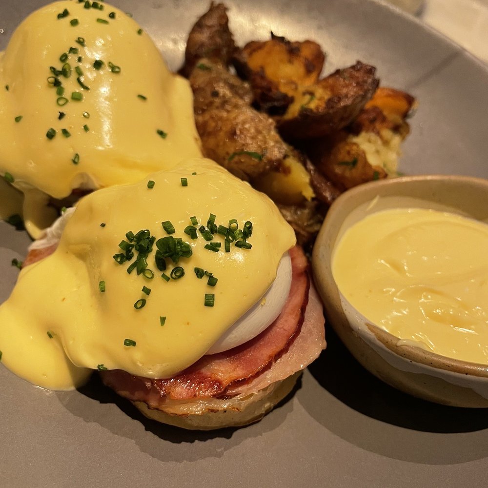 The Commoner - Eggs Benedict - New American Near Me - Pittsburgh, Pennsylvania The Commoner - Eggs Benedict - New American Near Me - Pittsburgh, Pennsylvania