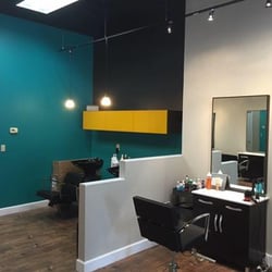 Lars Oliver Salon