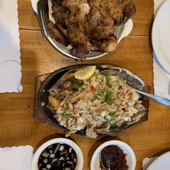 Chibog - Bangus Sisig and bbq chicken - Filipino Near Me - Daly City, California Chibog - Bangus Sisig and bbq chicken - Filipino Near Me - Daly City, California