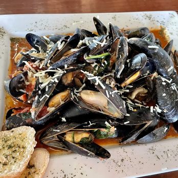 Emerald Waterfront Bar and Grill - Mussels Diablo - Steakhouses Near Me - Navarre, Florida Emerald Waterfront Bar and Grill - Mussels Diablo - Steakhouses Near Me - Navarre, Florida
