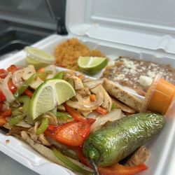 Rufino’s Tacos & More - Chicken Fajitas