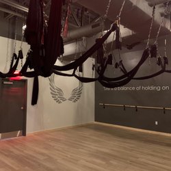 Honor Yoga - Aerial & Yoga Barre Play Room