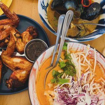 Funky Elephant - Thai Near Me - Berkeley, California