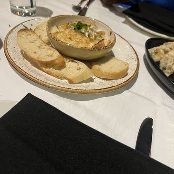 Skates On The Bay - Oven Roasted Crab & Artichoke Dip Smokin Bourbon Drink - Seafood Near Me - Berkeley, California