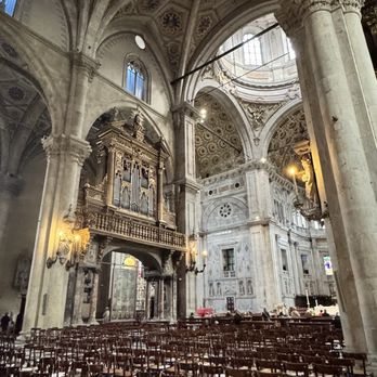 Ciao Florence - A quick peek into the Chiesa in Como - Travel Services Near Me - Florence, FI