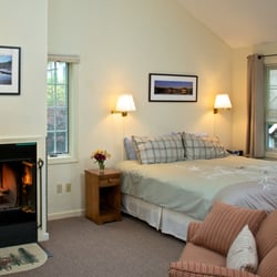 Lodge At Camden Hills