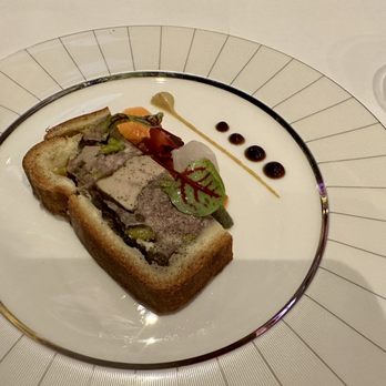 Le Cirque - French Near Me - Las Vegas, Nevada
