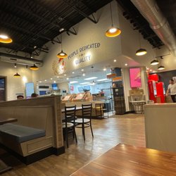 PDQ Winter Garden - Inside