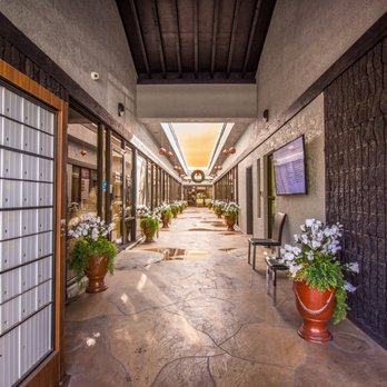 Salon Plus Studios - Hair Salons Near Me - Glendale, Arizona