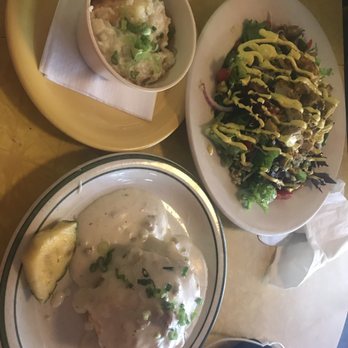 You Say Tomato - Everything looks infinitely better than it was. Cheesy grits, chicken shawarma, biscuit and gravy. - American Near Me - Kansas City, Missouri You Say Tomato - Everything looks infinitely better than it was. Cheesy grits, chicken shawarma, biscuit and gravy. - American Near Me - Kansas City, Missouri
