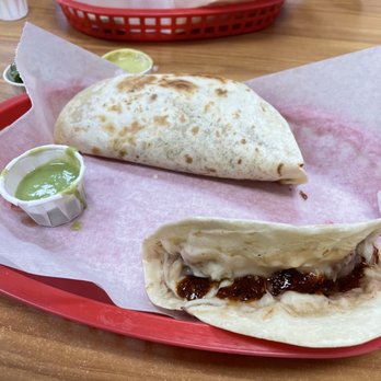 Tortillería Río Grande - Bean and cheese + green pork & potato - Mexican Near Me - Austin, Texas