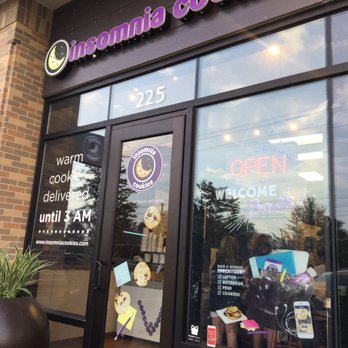 Insomnia Cookies - Desserts Near Me - Orlando, Florida