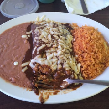Rene's Restaurant - One of the only restaurants in Waco with real mole! And it's good! - New American Near Me - Waco, Texas