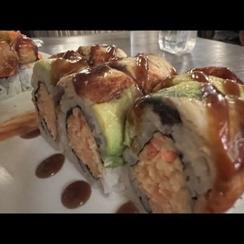 Tomo7 sushi  - Eel Special Roll - Sushi Bars Near Me - Riverside, California