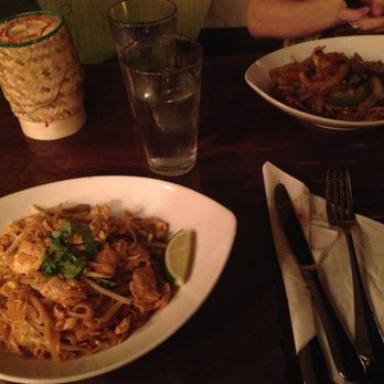 Little Thai Kitchen - Chicken pad thai & Drunken Noodles w/a side of sticky rice - Thai Near Me - Darien, Connecticut
