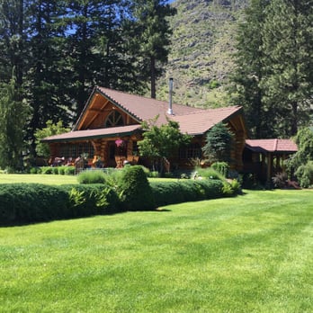 Stormy Lodge - Front of the lodge - Breakfast & Brunch Near Me - Entiat, Washington Stormy Lodge - Front of the lodge - Breakfast & Brunch Near Me - Entiat, Washington