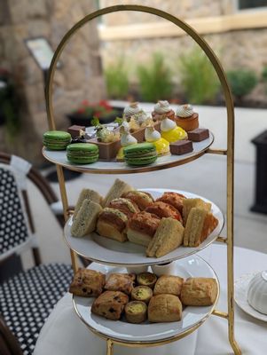 Alexander's Patisserie by null