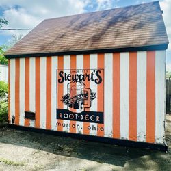 Stewart's Root Beer Drive-In