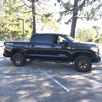 Manhattan Beach Toyota - Car Dealers Near Me - Manhattan Beach, California