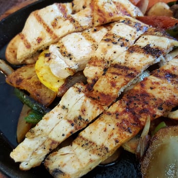 El Jalisco - grilled chicken and vegetables - Mexican Near Me - Lynn Haven, Florida El Jalisco - grilled chicken and vegetables - Mexican Near Me - Lynn Haven, Florida