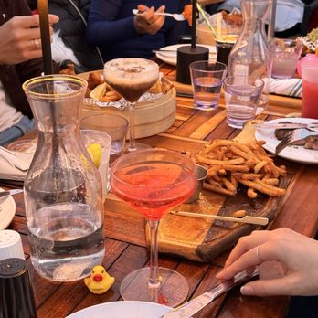 230 Fifth Rooftop Bar - Cocktail Bars Near Me - New York, New York