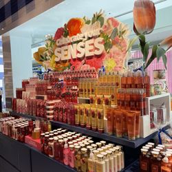 Bath & Body Works