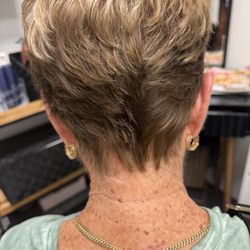 Soul Salon Retreat - Soul Salon weave and hair cut!