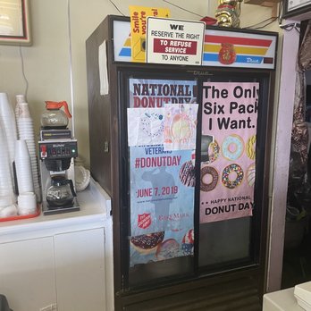 Best Donut House - the only six pack i want - Donuts Near Me - Fresno, California Best Donut House - the only six pack i want - Donuts Near Me - Fresno, California