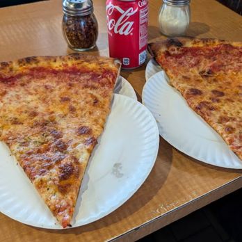 Steve's Pizza - Their pizza slices  :) - Pizza Near Me - Miami, Florida