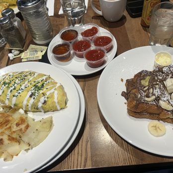 Butters Pancakes & Cafe - Mayo Blvd - Breakfast & Brunch Near Me - Phoenix, Arizona