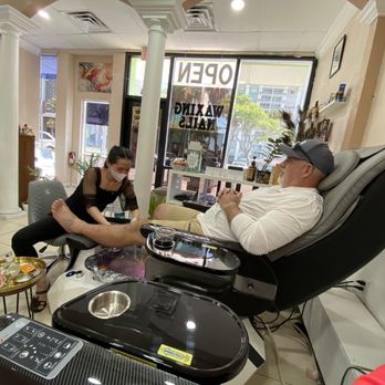 Diva Nails and Spa - Foot massage and pedicure with nail repair and nail art. - Nail Salons Near Me - Clearwater, Florida Diva Nails and Spa - Foot massage and pedicure with nail repair and nail art. - Nail Salons Near Me - Clearwater, Florida