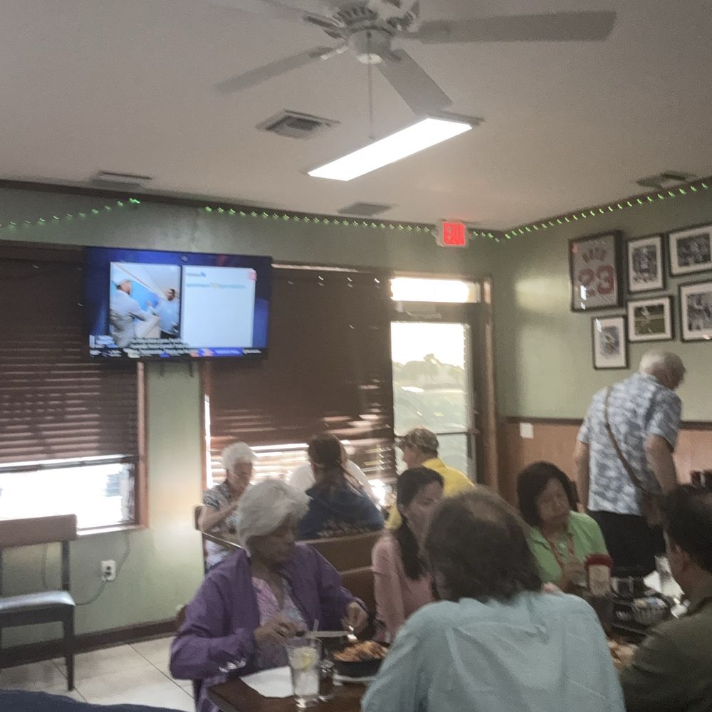 The Dugout Cafe - Inside - Breakfast & Brunch Near Me - Venice, Florida The Dugout Cafe - Inside - Breakfast & Brunch Near Me - Venice, Florida