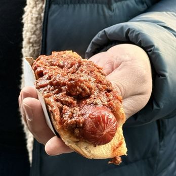 Orange Julep - Chili hot dog - Fast Food Near Me - Montreal, Quebec